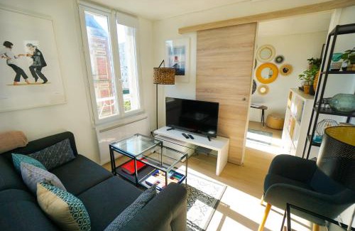 Cote Est Soquence Apartment | 2 pièces "Les Nuits Douces" - Calme et Lumineux - Gare à 10 min - Tram à 3 min