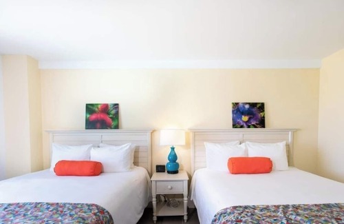 Christiansted Hotel | 2 Queen Rooms w/Sea Views | Balcony Stay Near the Beach & Waterfront Fun