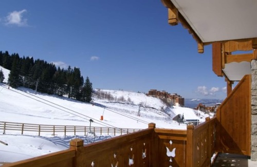 Prapoutel Apartment | 2-room apartment at the foot of the slopes with private parking