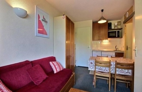 Plagne Soleil Apartment | 2-room apartment at the foot of the slopes with terrace and ski lockers