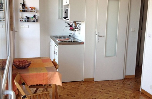 La Castellane Apartment | 2-room Castellane on the top floor with large quiet terrace