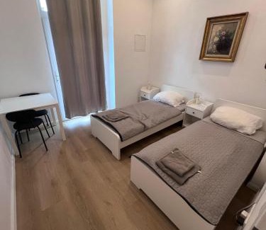 Weissensee Apartment | 2-Rooms apartment in Berlin
