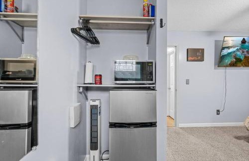 Athens Apartment | 2 Rooms Private Entry No Shared Spaces By Downtown