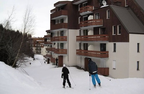 Le Pleynet Apartment | 2 ROOMS SLEEPS 4