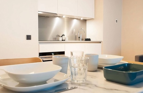 Jewish Quarter House | 2 Spacious Accommodations w/Full Kitchen! Covered Parking, Bike Rental