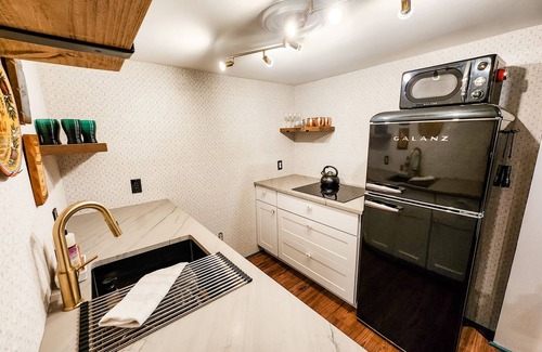 Newton House | 2 Story Historic Carriage House- Newly Remodeled.