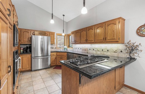 Andover House | 2 Story House with Gas Fireplace + Garage Parking