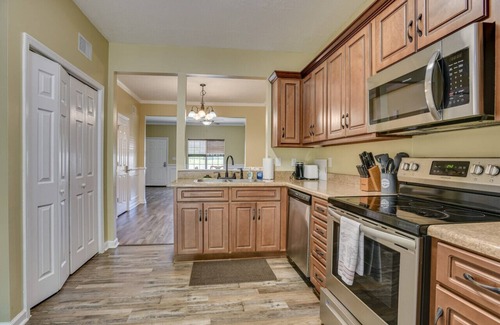 National Hills Villa | 2 Story Townhouse 2 BR/2.5 Bath - Central Location