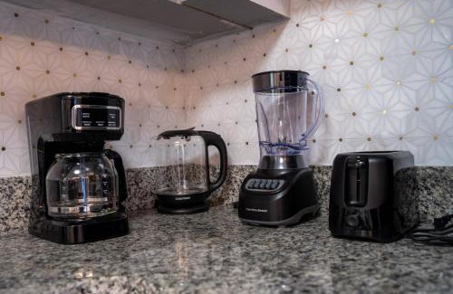Florida Center Apartment | 2 suites ground floor apartment near Inter. Dr