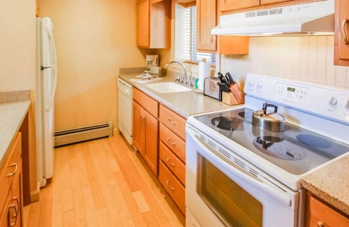 Lincoln Resort | 2 Week Rental for up to 8 people.. Family or Friends 2