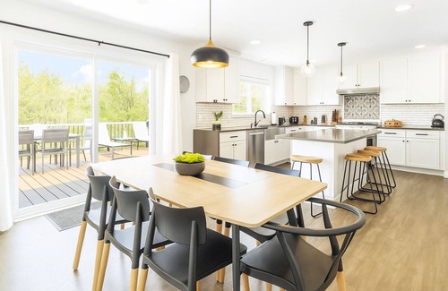 Oliverea Cabin | 20 Acre Luxury Winter Retreat with Hot Tub, Game Room