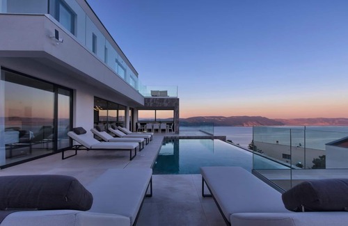 Ripenda Kosi Villa | 20% Last minute offer - Villa Ateneum