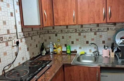 Khalifa City Bed & Breakfast | 20 m² Bed and breakfast ∙ 3 guests