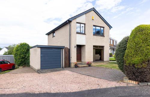 Inverkeithing House | 20 mins to Edinburgh 3 bedroom detached family house Guests love it here