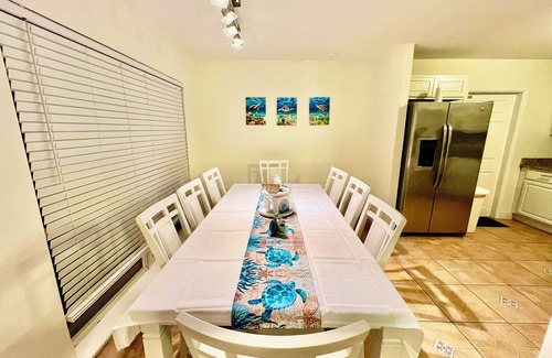 South Patrick Shores House | 20% Off/3-bedroom house/Pool/5 Min to the Beach/Satellite Beach/7 Persons
