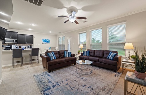 Tomball House | 20% OFF - Chic - 4BD/3BA - Tomball - HOU003