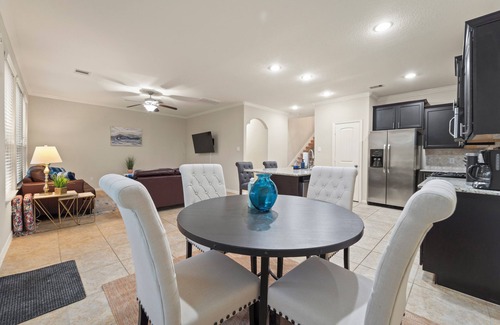 Tomball House | 20% OFF - Chic - 4BD/3BA - Tomball - HOU003