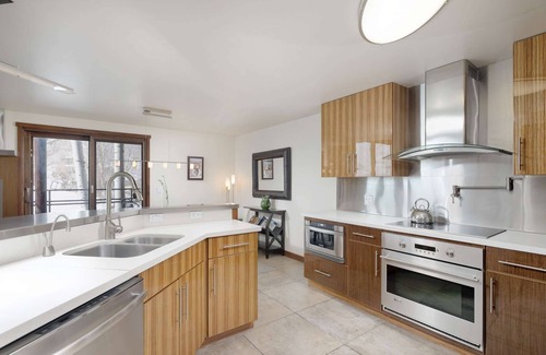 Aspen Condo | 20% Off Special Discount - Nearby Construction
