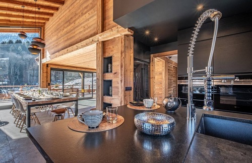 Les Houches Ski Chalet | 200m from the cablecar, Luxury chalet with terrace & sauna