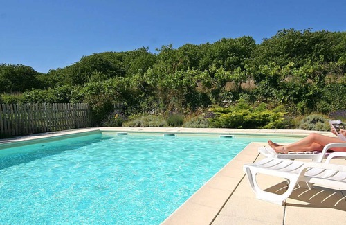 Berrias-et-Casteljau House | 200m from the river: 3-star gite with swimming pool