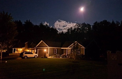 Queensbury House | 2024 Belmont Stakes Rental - 3 Bedroom - Pool - Screened in Porch