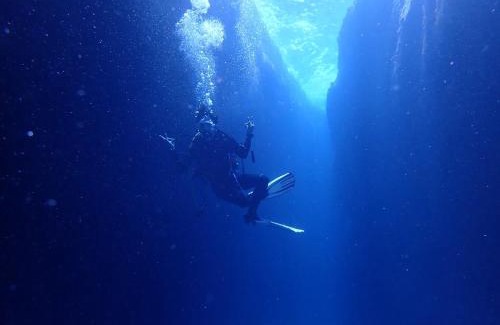 Lyudao House | 20ft Sea Attic