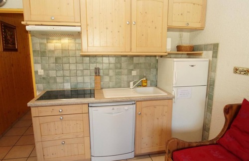 Les Deux Alpes Apartment | 20m from ski slopes, 5th floor, balcony, tv, 50m², Les 2 Alpes