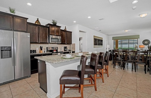 Four Corners House | 2120 Rome Drive