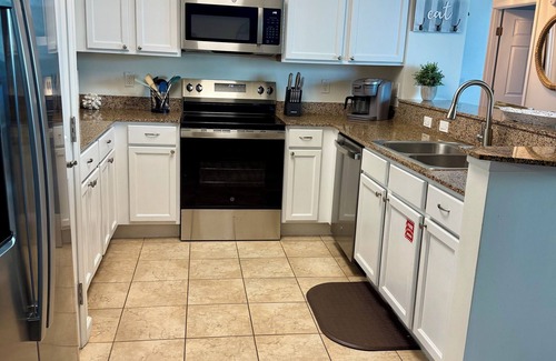 Indian Bayou Condo | 2201 Stunning 2 bdrm ~ Amenities Galore ~ Super Savings ~ Book Oct 20th Today!