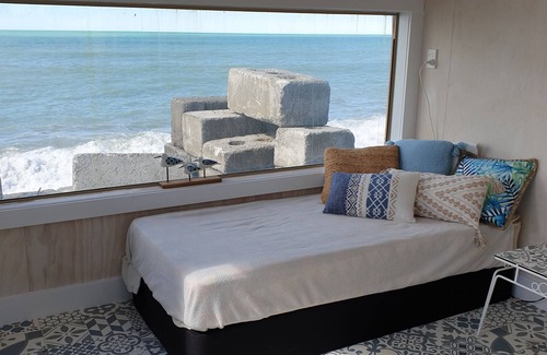 Haumoana Apartment | 23 By The Sea Absolute Beachfront