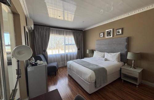 East London House | 23 on Camden Road Guesthouse