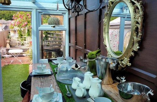 Llangollen House | 23 Riverside Cottage, Llangollen