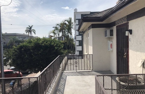 Bankers Hill House | 2330/c