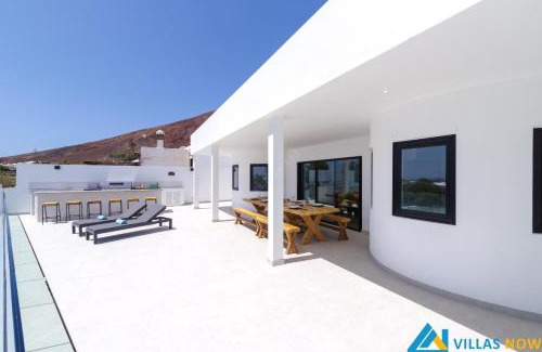 Playa Blanca Villa | 236 - Casa Yasmine by Villas Now Ltd