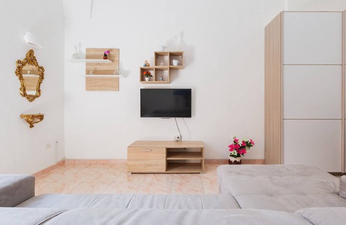 Alezio House | 2380 Casa Crispi .2380 Casa Crispi 2380 Casa Crispi 2380 Casa Crispi 2380 Casa Crispi 2380 Casa ...