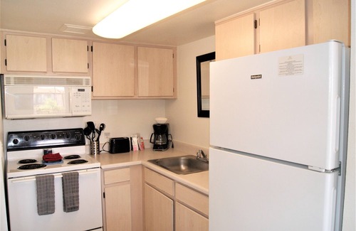 South Scottsdale Apartment | 248 1 Bedroom, Fully Furnished, Pet Friendly!