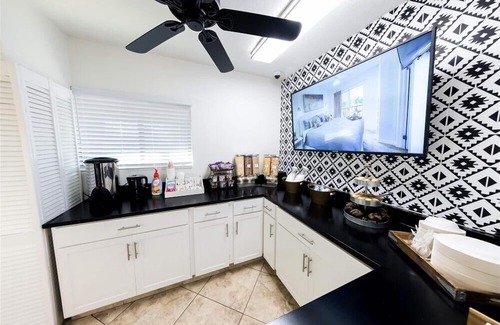 South Scottsdale Apartment | 248 1 Bedroom, Fully Furnished, Pet Friendly!