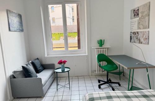 Cret de Roc Apartment | 25 CHIC & COSY F3 47m2 HYPERCENTRE WIFI SMART TV NETFLIX