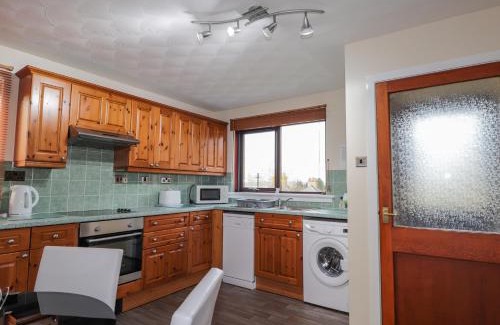 Nostie House | 25 Langlands Terrace