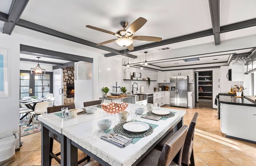 Racquet Club South House | 25% Off Oct 23-26! Amazing Amenities -Pool/Hot Tub