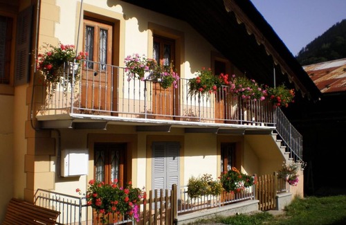 Areches Apartment | 250m from ski lifts, Ground floor, parking, tv, ski locker, 50m², Arêches-Beaufort