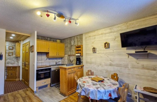 Flaine Apartment | 250m from ski slopes, 2nd floor, view ski slopes, balcony, tv, ski locker, 37m², Flaine