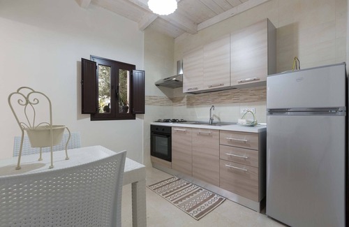 Carovigno Cottage | 2524 Trullo Melina by BarbarHouse