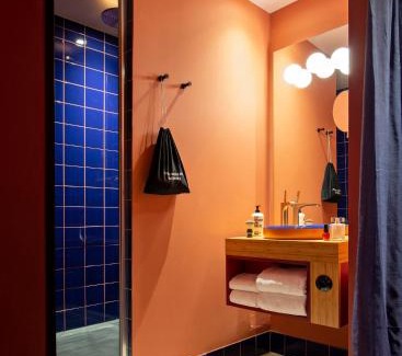 Saint-Vincent-de-Paul Hotel | 25hours Hotel Terminus Nord