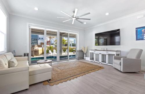 New Smyrna Beach House | 2601S Down - Sunset Oasis