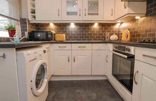 Skipton House | 28 DEVONSHIRE STREET, family friendly, with a garden in Skipton