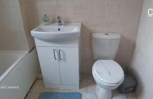 East Ham Apartment | 291 barking road