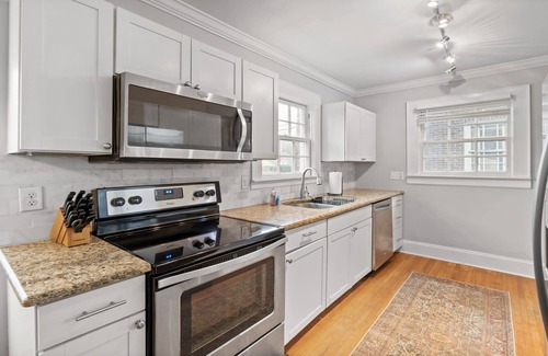 Wilmore Cottage | 2BD Cottage ~1 Mile to Uptown, Stadium & South End