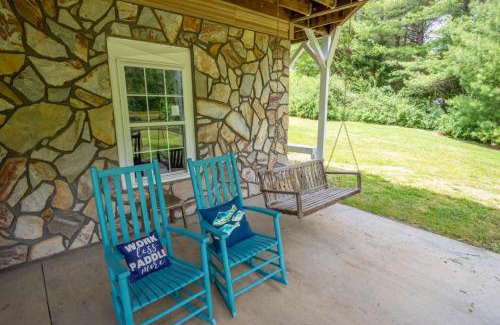 Crumpler House | 2Bd Riverfront with Expansive Outdoor Space, River Access, Fire Pit