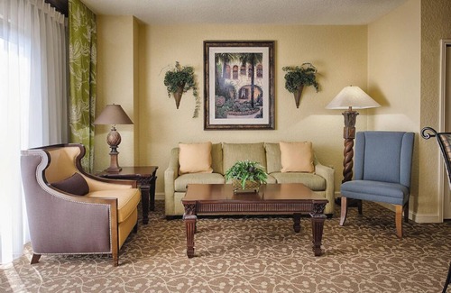 Lake Buena Vista Resort | 2Bed/2Bath Gorgeous Resort Right by Disney Parks!